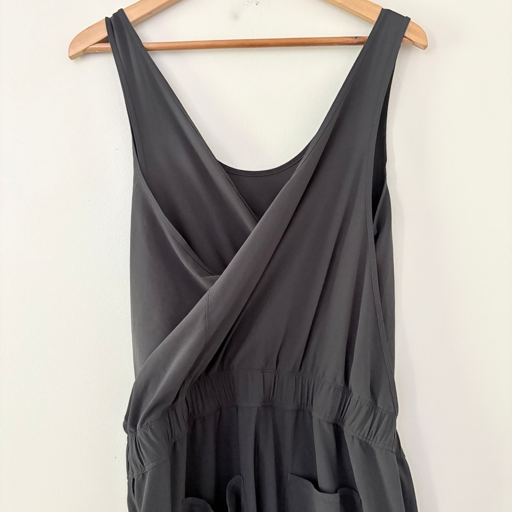 Patagonia Jumpsuit Fleetwith Romper XL Black Sleeveless Crossover Back - Picture 9 of 13